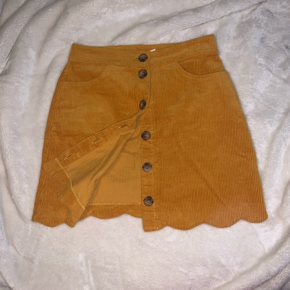 Yellow corduroy button up mini skirt - Picture 2 of 6